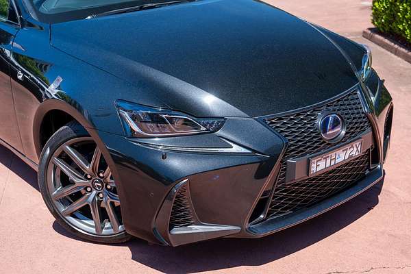 2017 Lexus IS IS300h F Sport AVE30R