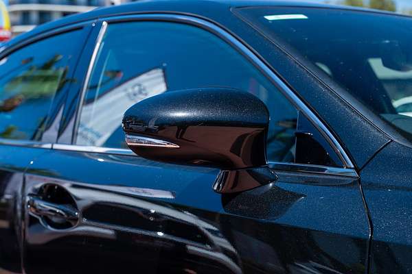 2017 Lexus IS IS300h F Sport AVE30R