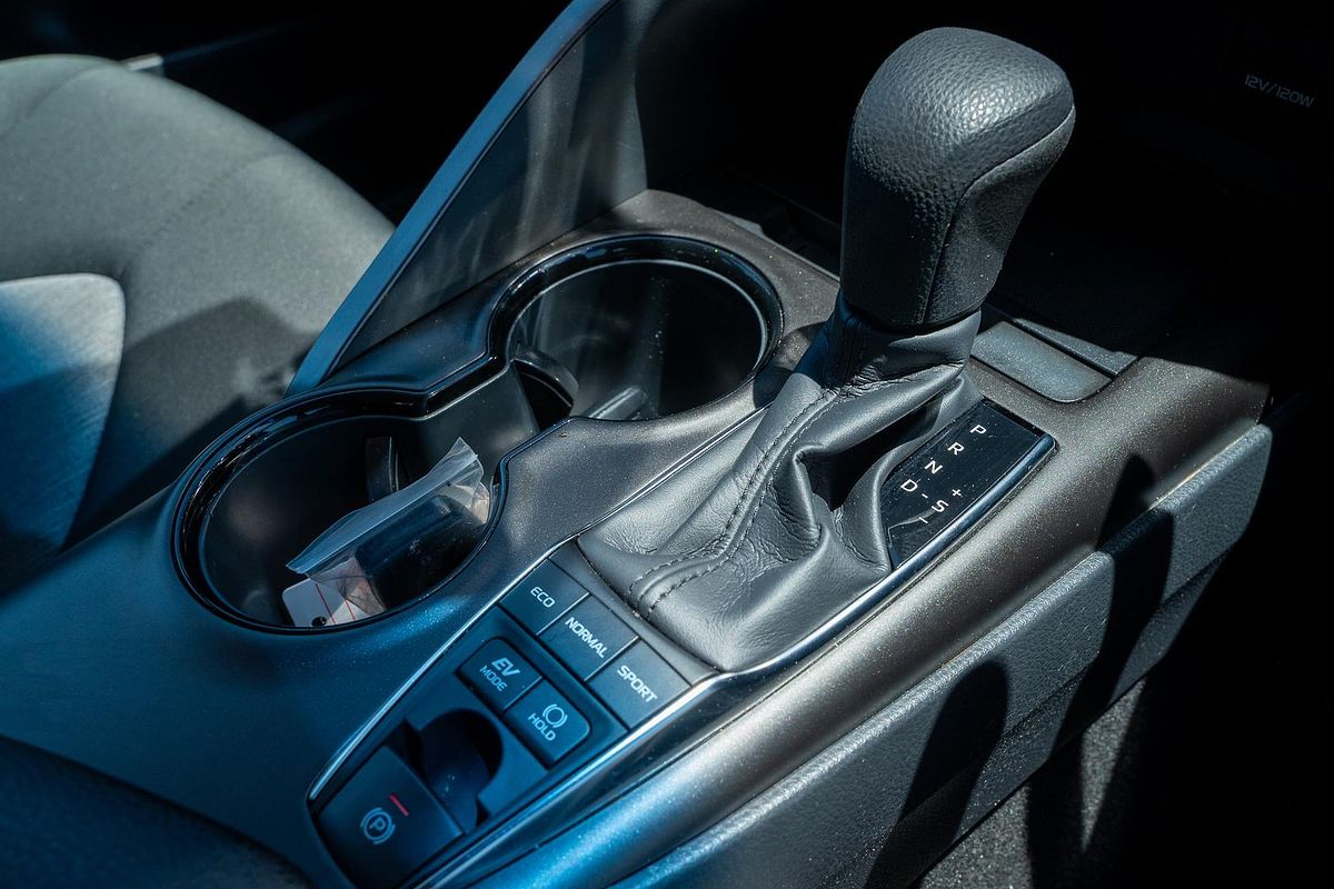 2024 Toyota Camry Ascent AXVH70R