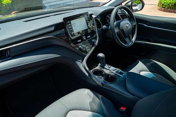 2024 Toyota Camry Ascent AXVH70R