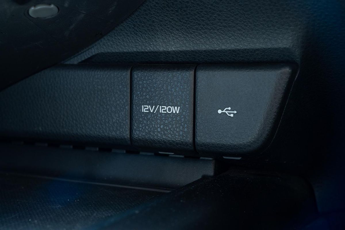 2024 Toyota Camry Ascent AXVH70R