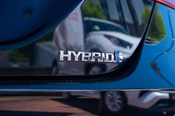 2024 Toyota Camry Ascent AXVH70R