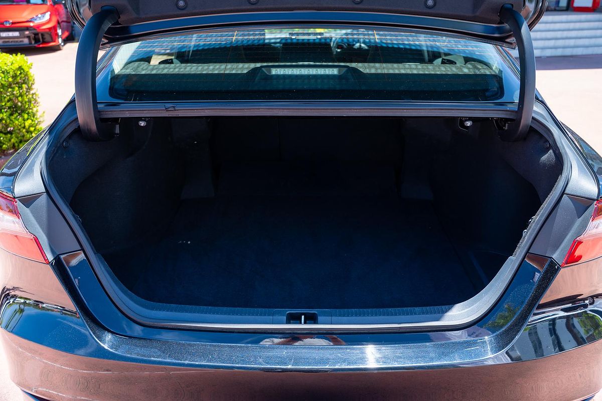 2024 Toyota Camry Ascent AXVH70R