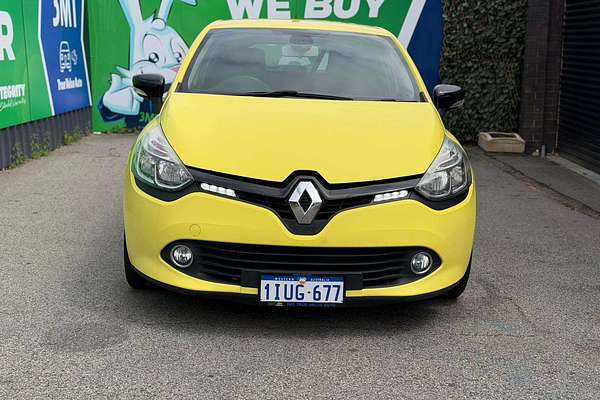 2014 Renault Clio Expression IV B98