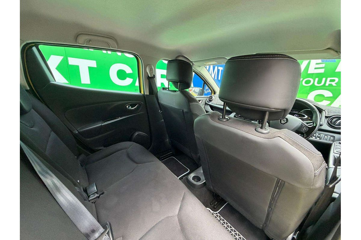 2014 Renault Clio Expression IV B98