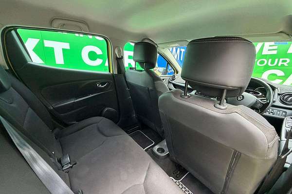 2014 Renault Clio Expression IV B98