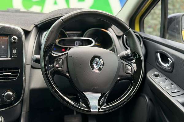 2014 Renault Clio Expression IV B98