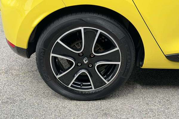 2014 Renault Clio Expression IV B98