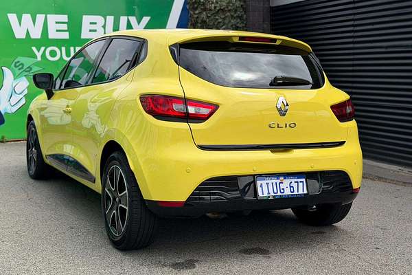 2014 Renault Clio Expression IV B98