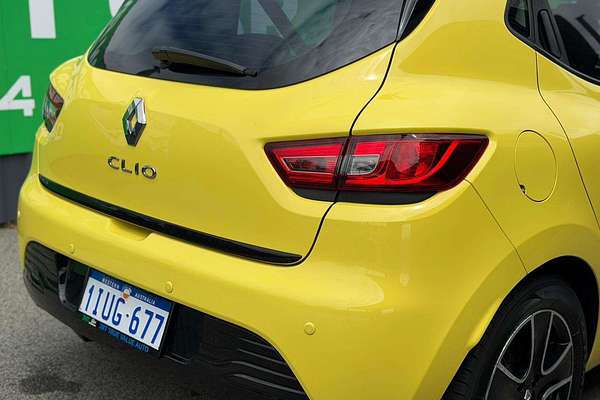 2014 Renault Clio Expression IV B98