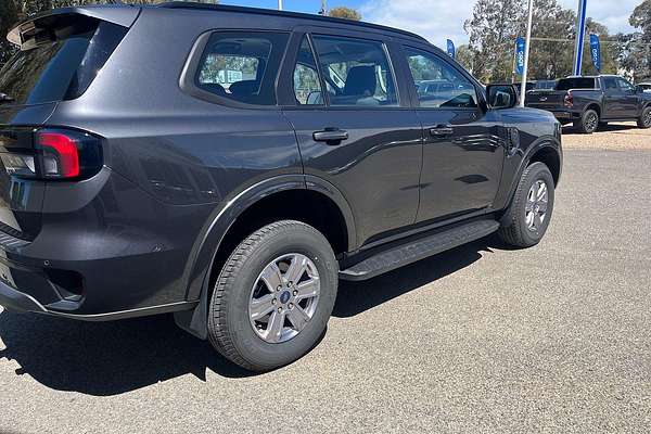 2024 Ford Everest Ambiente 2.0L