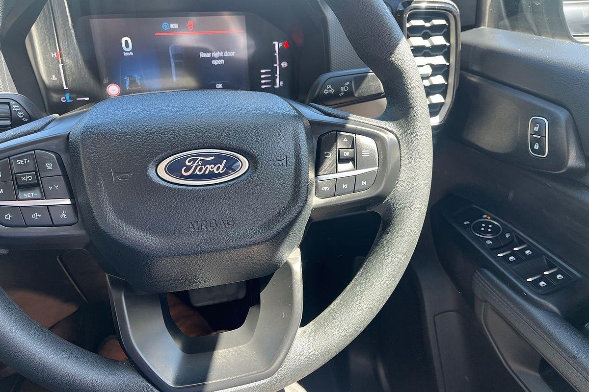 2024 Ford Everest Ambiente 2.0L