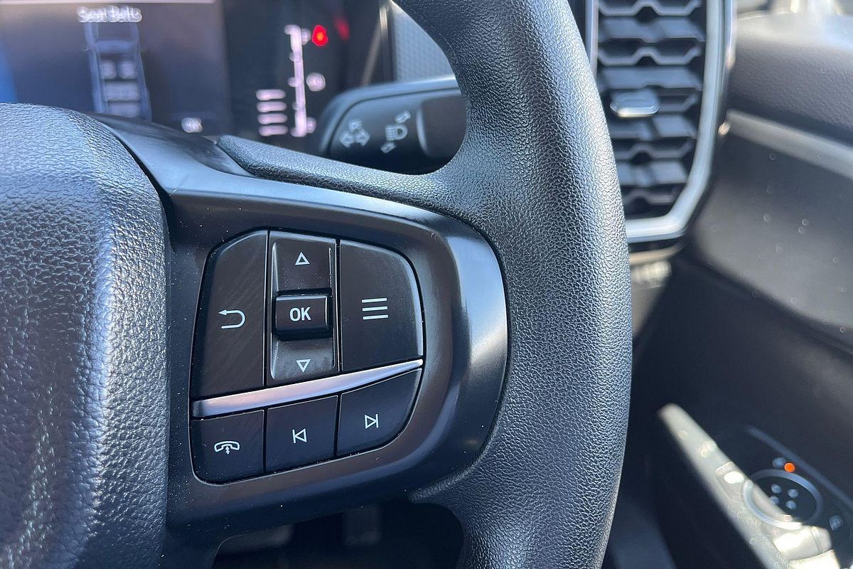 2024 Ford Everest Ambiente 2.0L