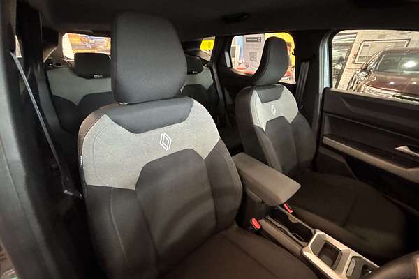 2025 Renault Duster Evolution X1311