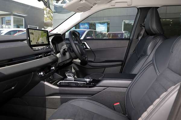 2025 Mitsubishi Outlander Aspire ZM