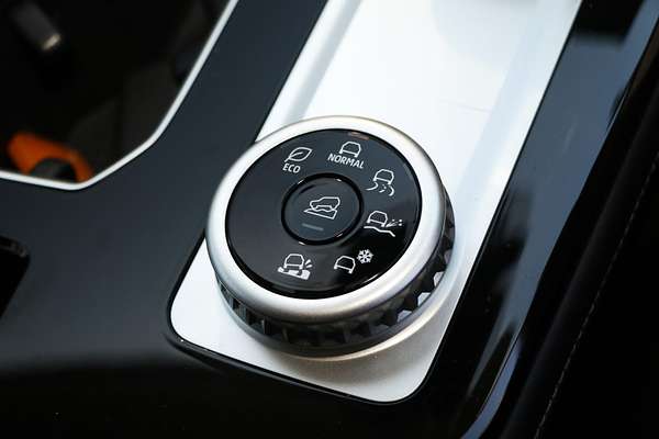 2025 Mitsubishi Outlander Aspire ZM