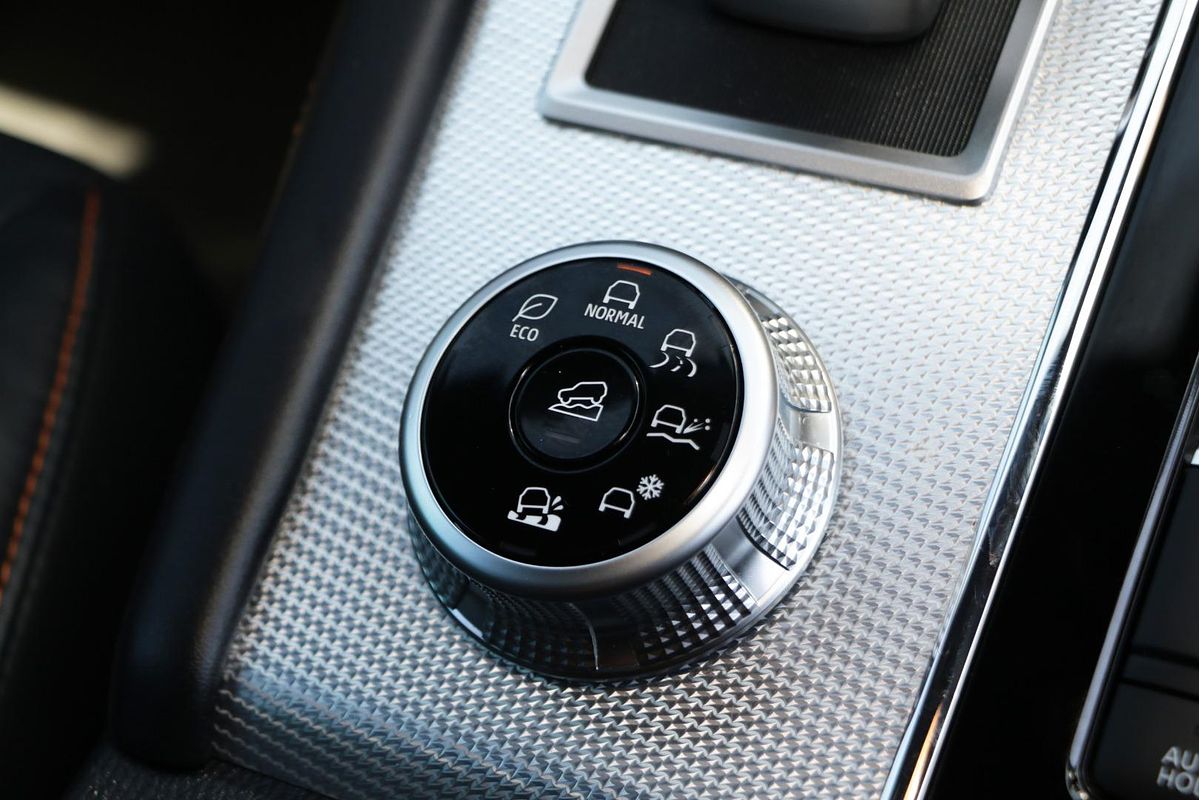 2021 Mitsubishi Outlander Exceed Tourer ZM