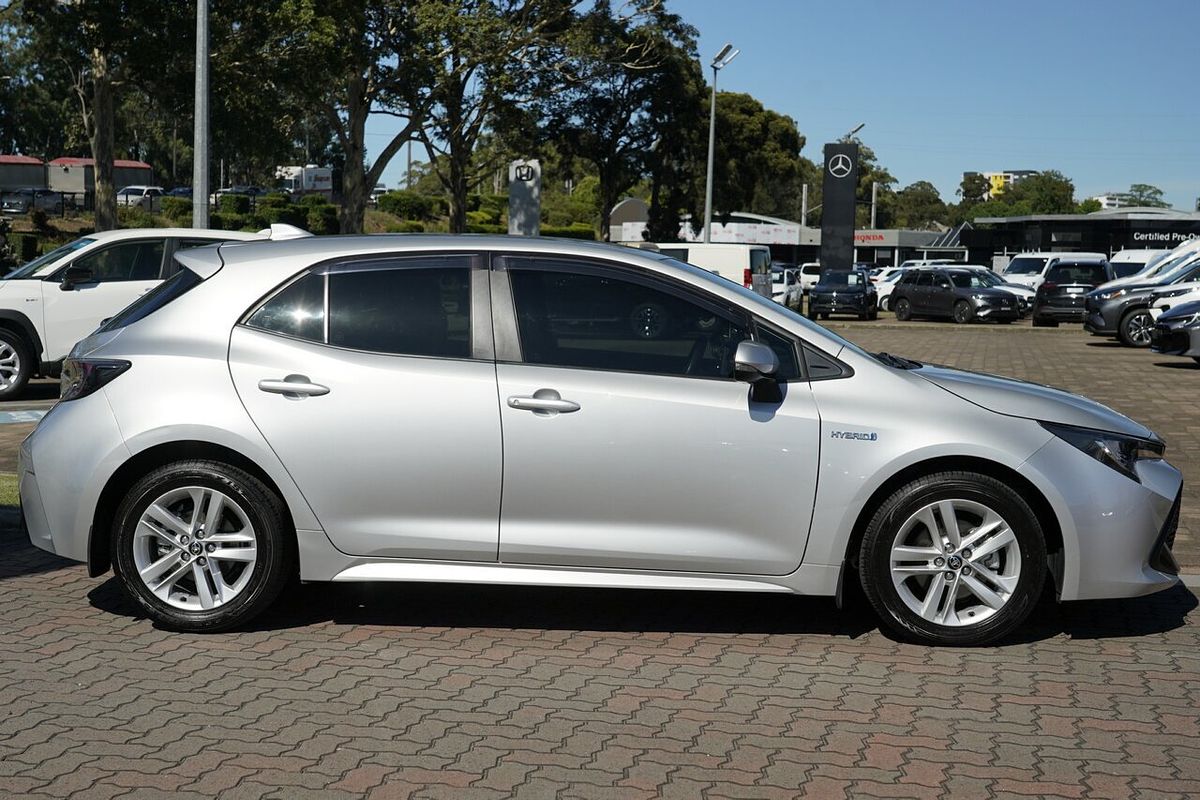 2022 Toyota Corolla Ascent Sport Hybrid ZWE211R