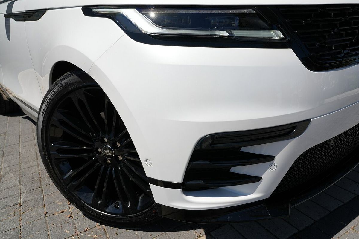 2025 Land Rover Range Rover Velar P250 Dynamic SE L560