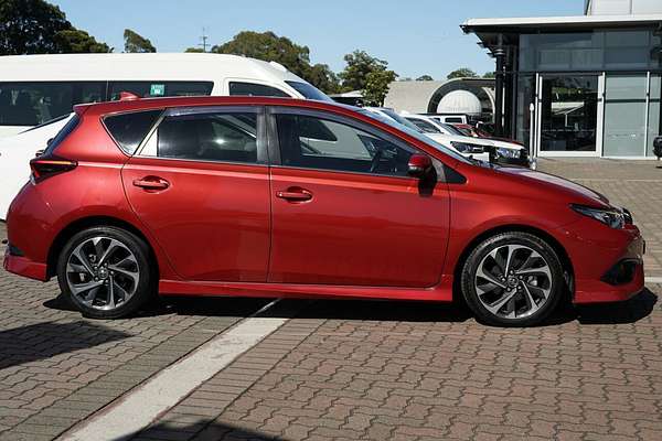 2015 Toyota Corolla ZR ZRE182R