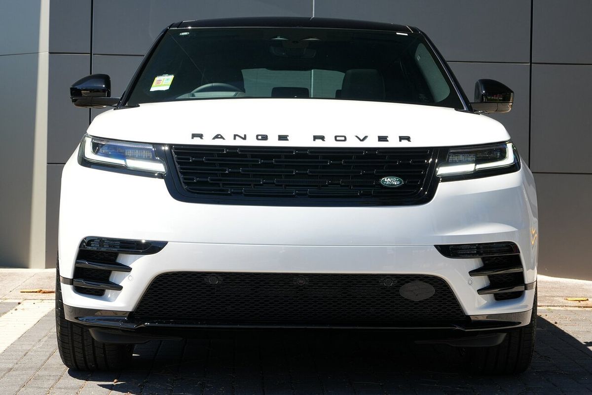 2025 Land Rover Range Rover Velar P250 Dynamic SE L560