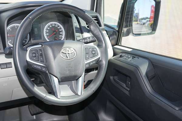 2022 Toyota Hiace GDH300R LWB