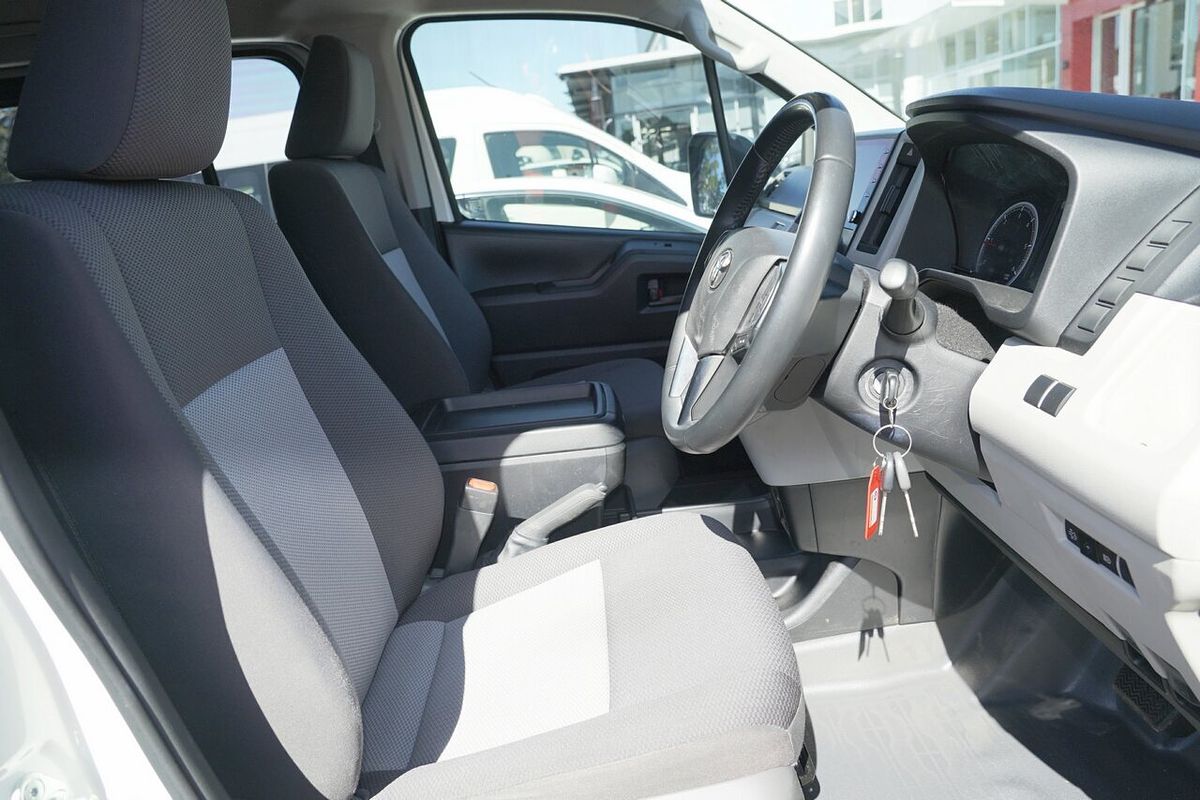 2022 Toyota Hiace GDH300R LWB