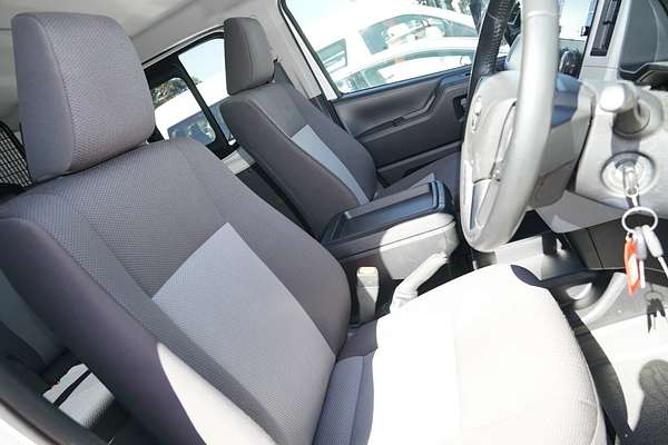 2022 Toyota Hiace GDH300R LWB