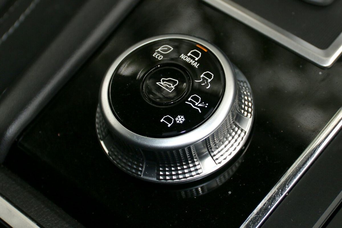 2022 Mitsubishi Outlander LS ZM