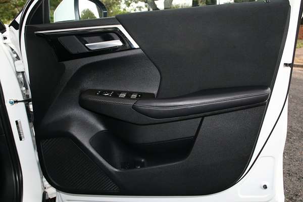 2022 Mitsubishi Outlander LS ZM