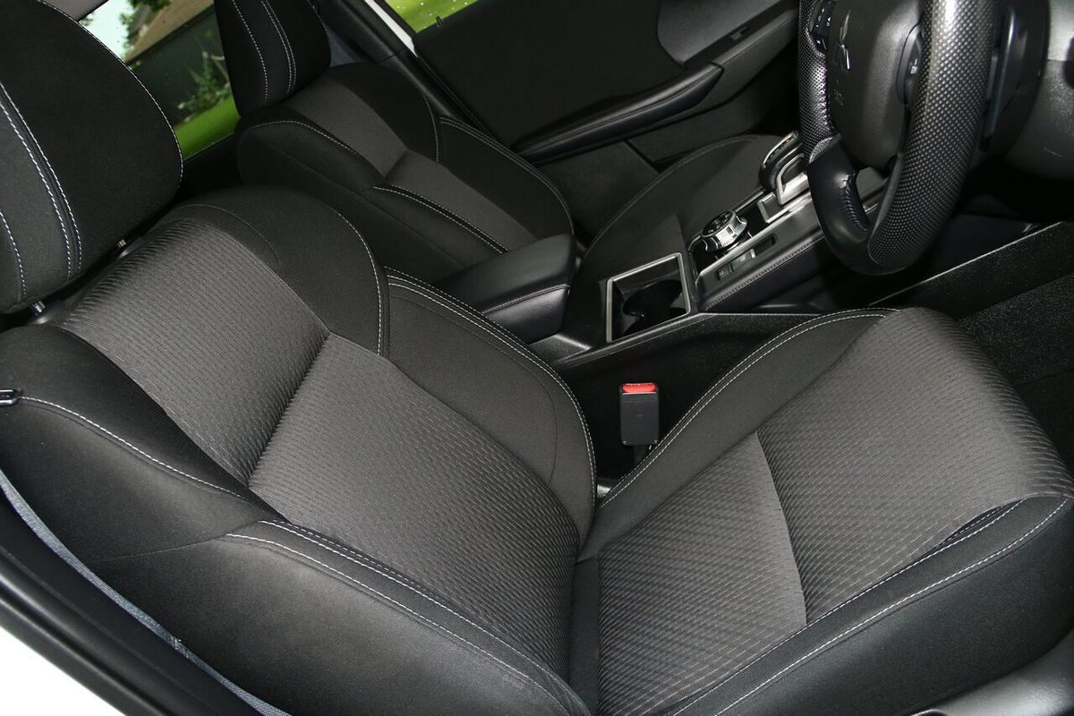 2022 Mitsubishi Outlander LS ZM