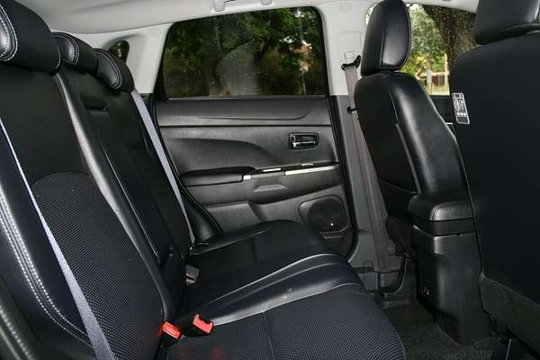 2024 Mitsubishi ASX Exceed XD