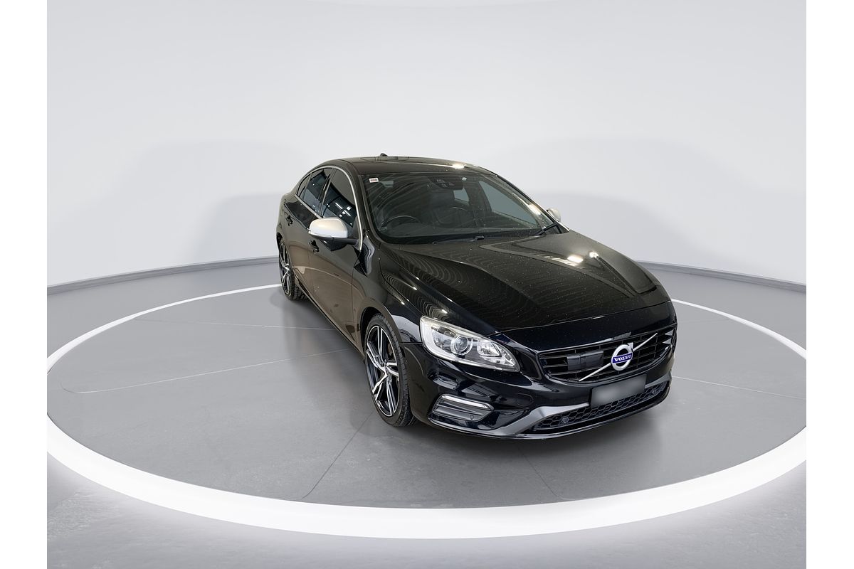 2017 Volvo S60 T6 R-Design