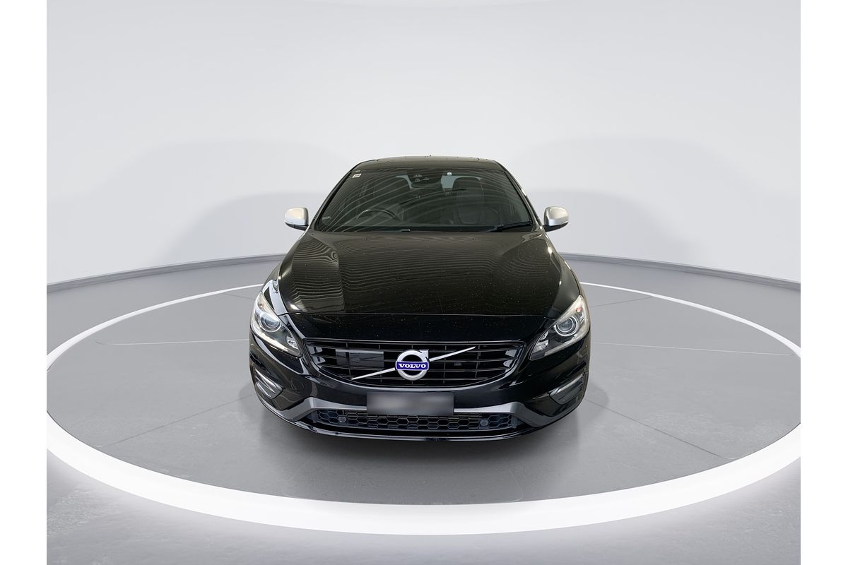 2017 Volvo S60 T6 R-Design