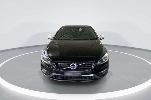 2017 Volvo S60 T6 R-Design