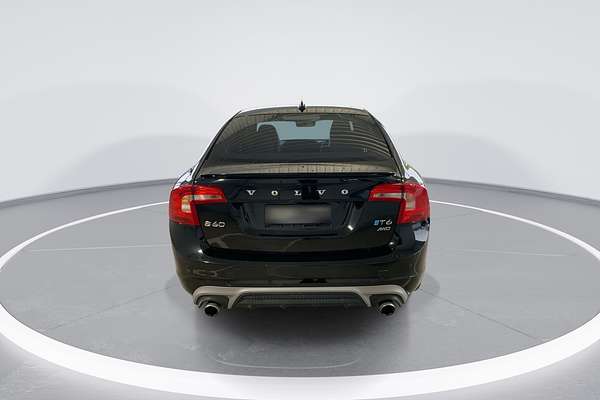 2017 Volvo S60 T6 R-Design