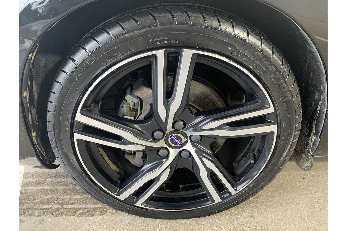 2017 Volvo S60 T6 R-Design