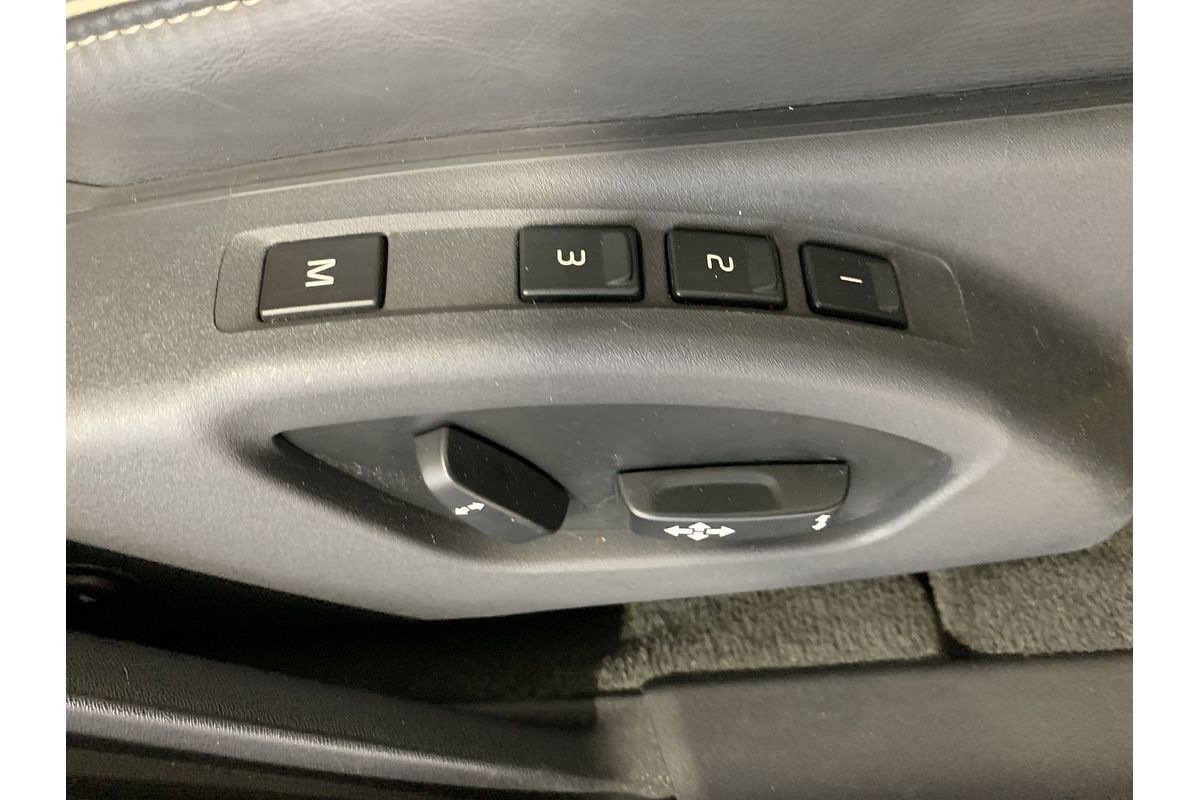 2017 Volvo S60 T6 R-Design