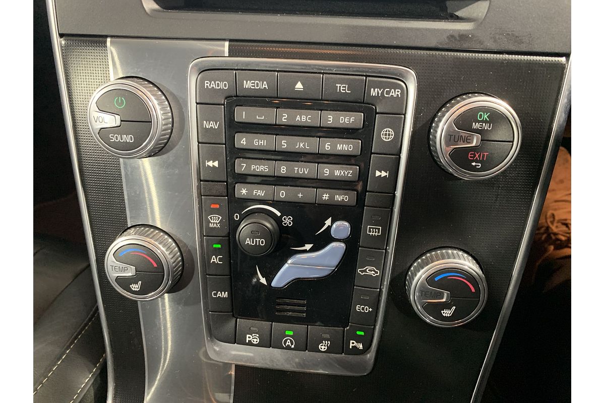 2017 Volvo S60 T6 R-Design