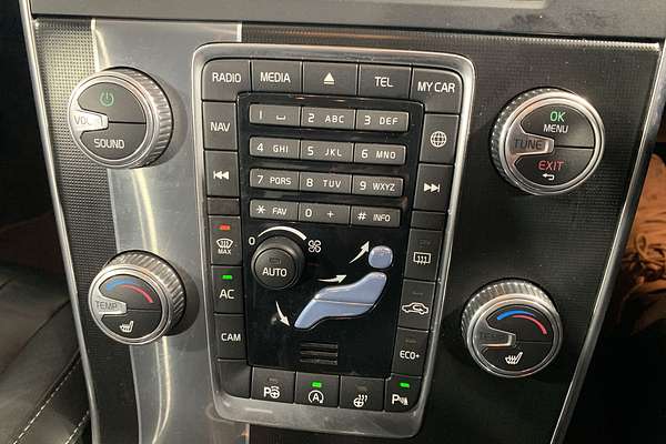 2017 Volvo S60 T6 R-Design