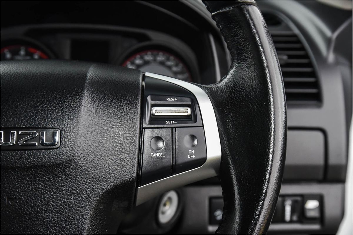 2019 Isuzu D-MAX SX 4X4