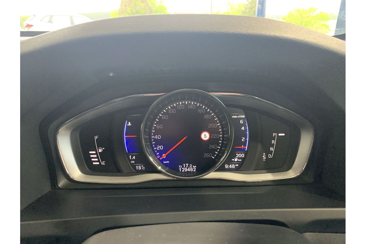 2017 Volvo S60 T6 R-Design