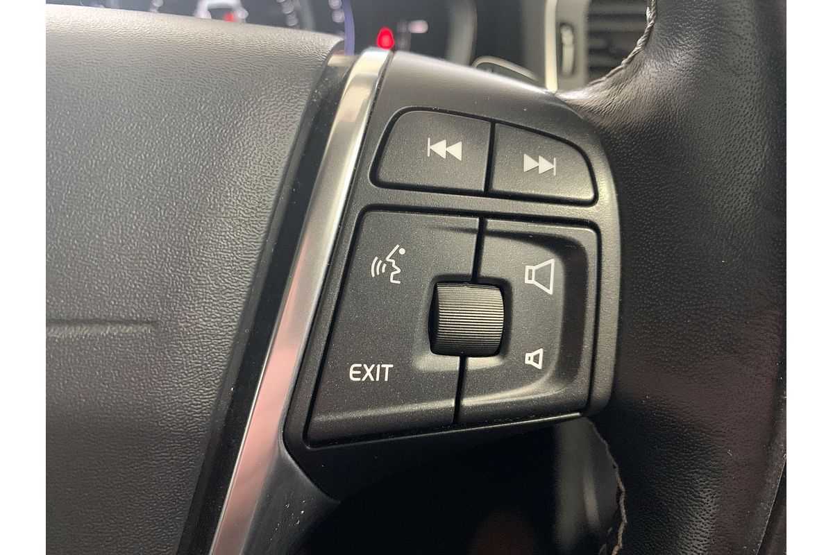 2017 Volvo S60 T6 R-Design