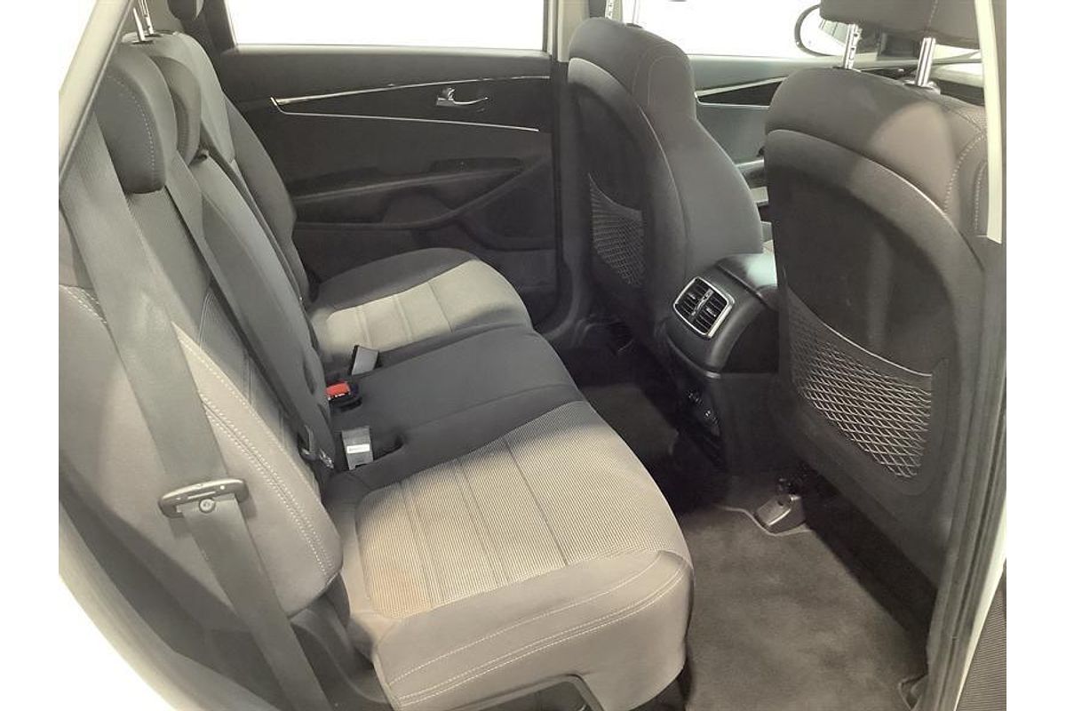 2019 Kia Sorento Si UM