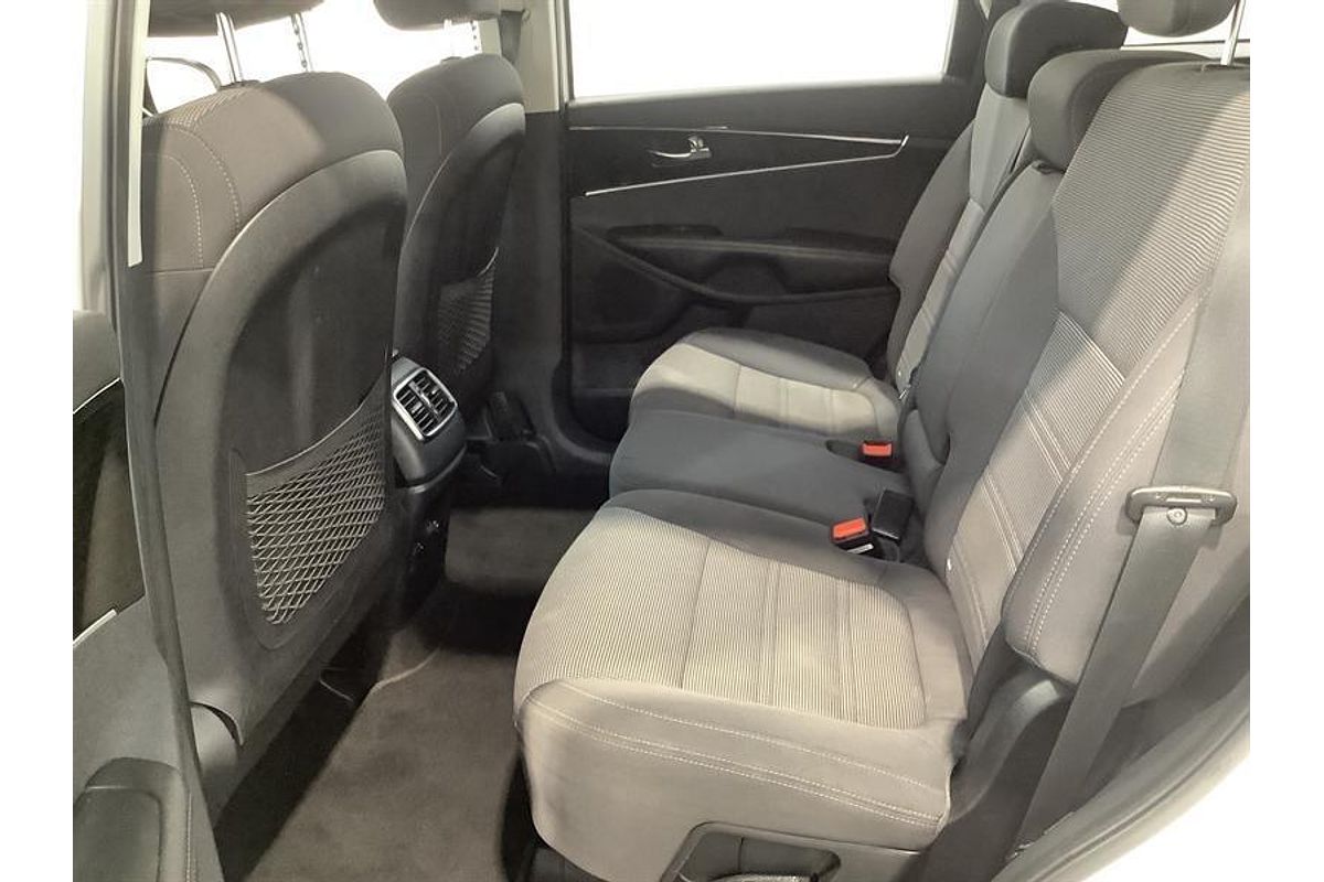 2019 Kia Sorento Si UM