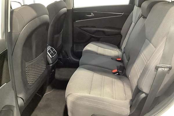 2019 Kia Sorento Si UM