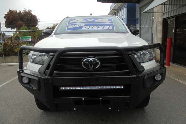 2021 Toyota Hilux SR GUN126R 4X4