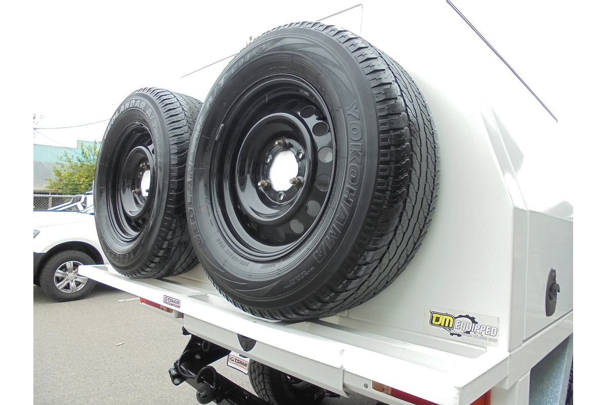 2021 Toyota Hilux SR GUN126R 4X4