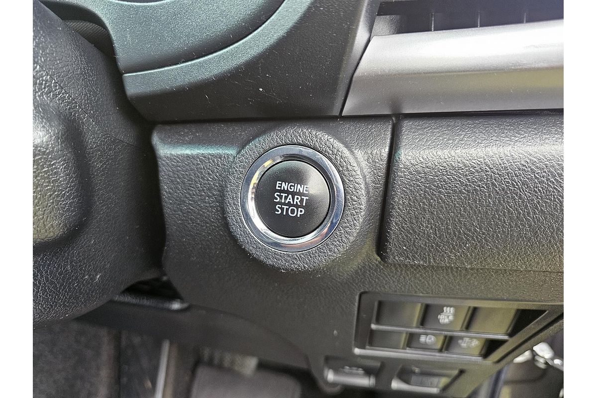 2019 Toyota Hilux SR5 GUN126R 4X4