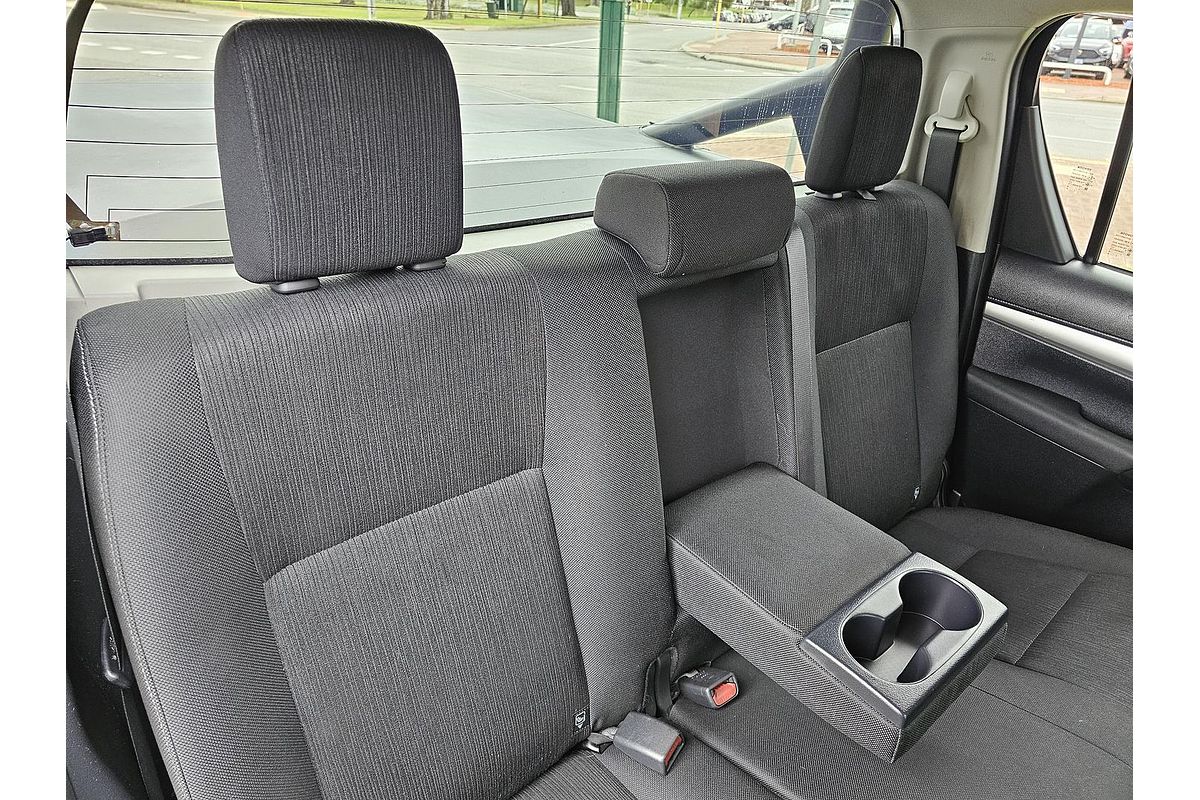 2019 Toyota Hilux SR5 GUN126R 4X4